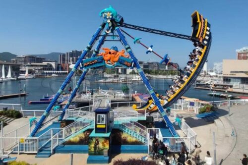 S morskou tematikou 40 Sedadlá hojdacie Pirate Ship Park Ride